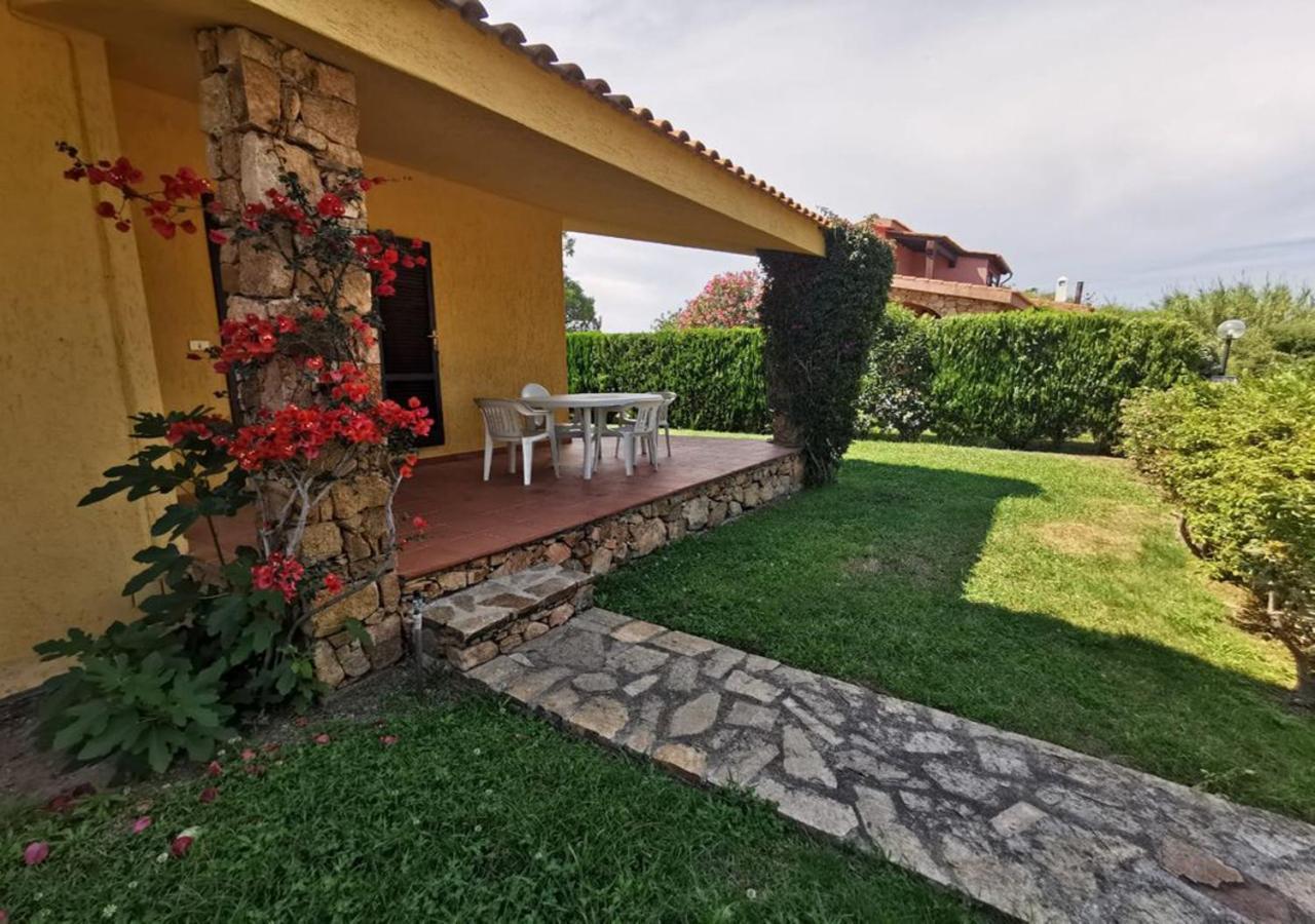 Villette Oasi San Teodoro  Buitenkant foto