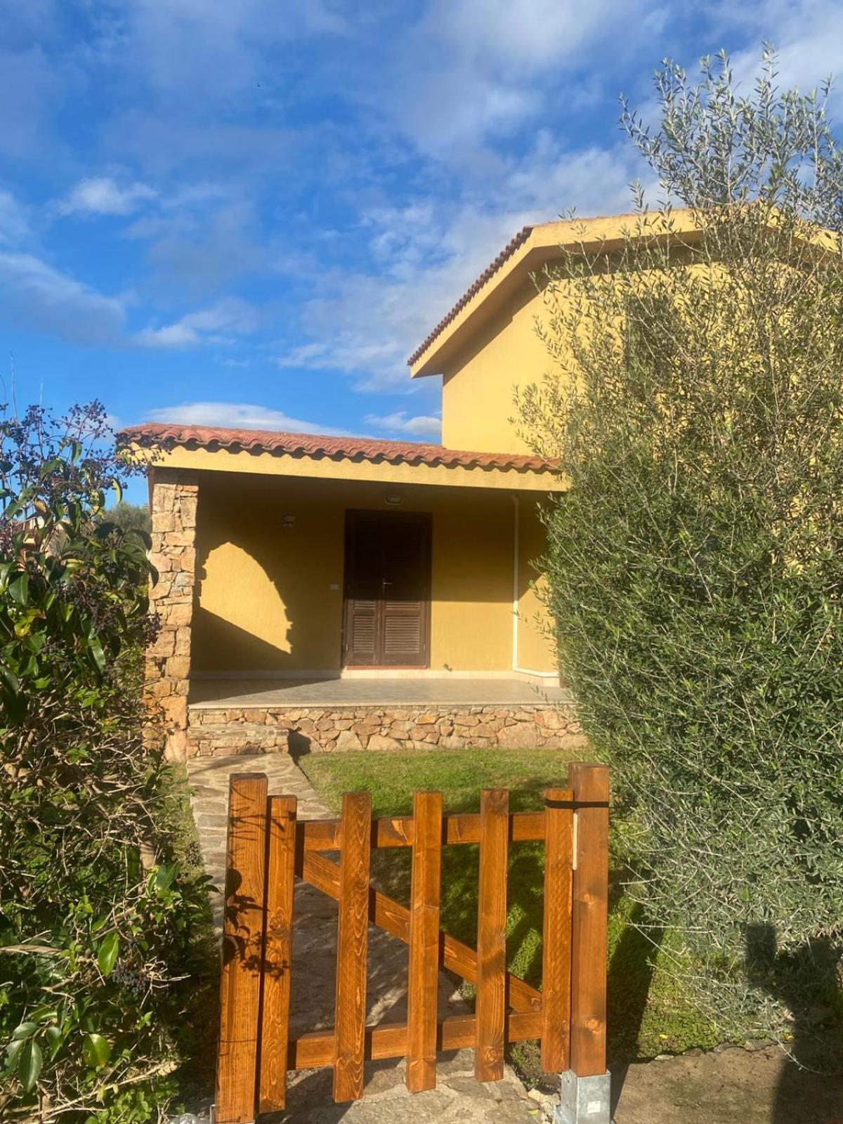 Villette Oasi San Teodoro  Buitenkant foto