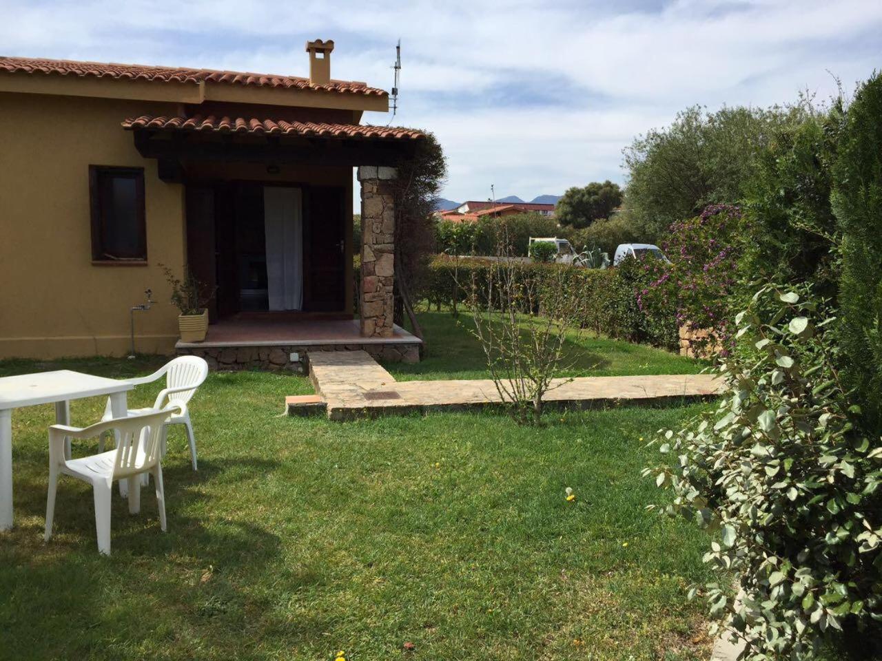 Villette Oasi San Teodoro  Buitenkant foto