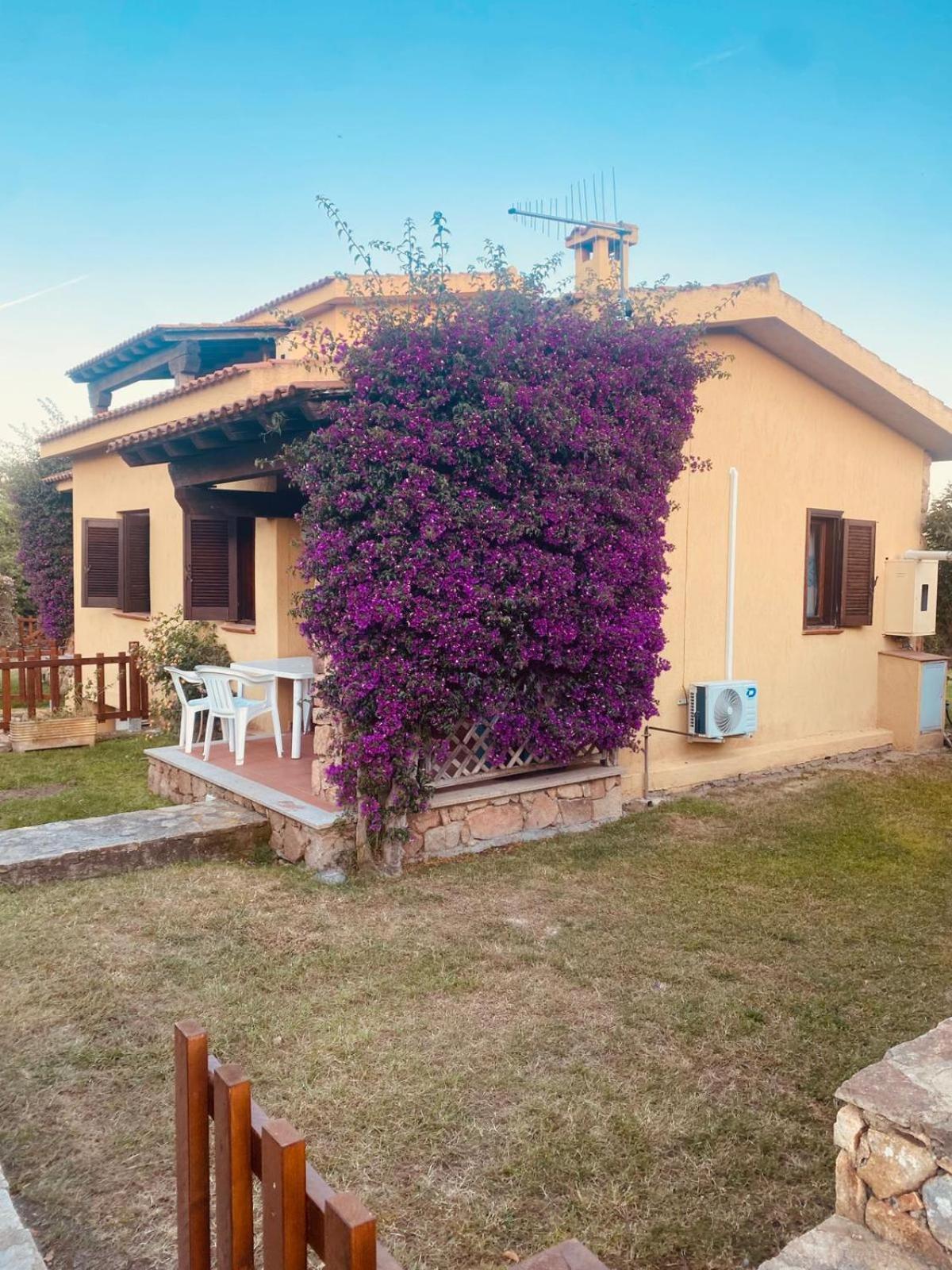 Villette Oasi San Teodoro  Buitenkant foto