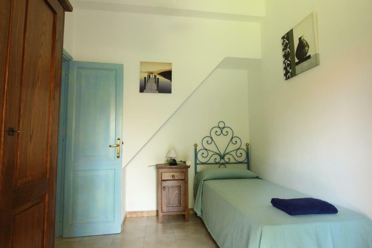 Villette Oasi San Teodoro  Buitenkant foto